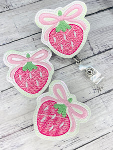 Strawberry with Bow Badge Feltie