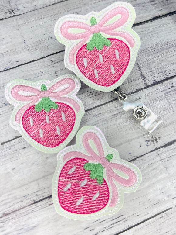 Strawberry with Bow Badge Feltie