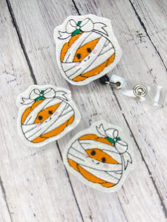 Pumpkin Mummy Badge Feltie