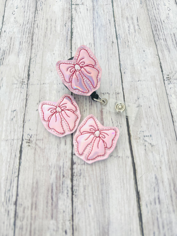 Pink Bow Badge Feltie