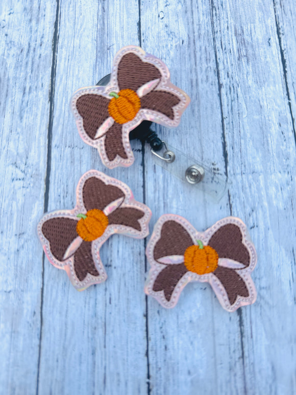 Pumpkin Bow Badge Feltie