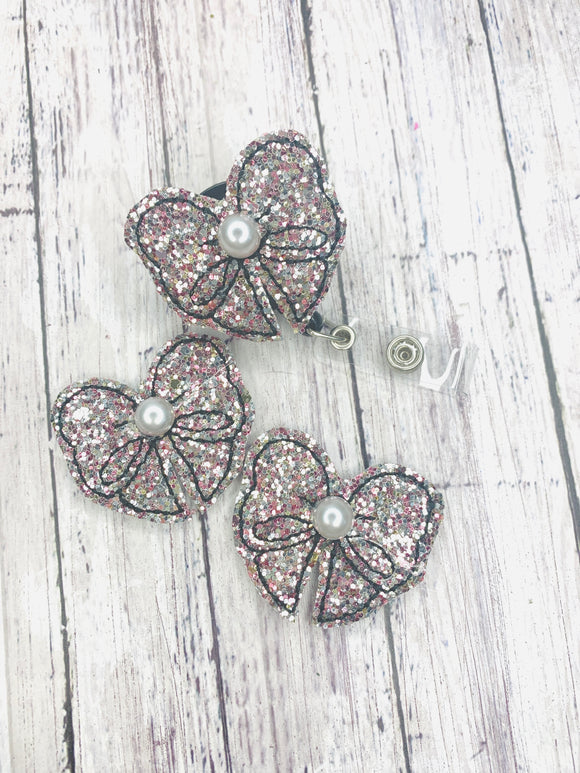 Glitter Bow with Pearl Badge Feltie
