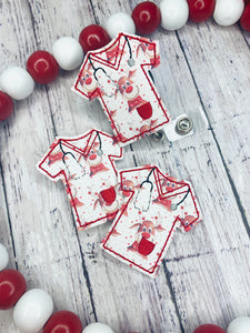 Reindeer Scrub Top Badge Feltie