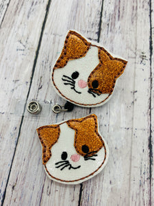 Orange Patch Cat Badge Feltie