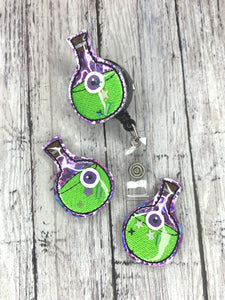 Potion Bottle Shaker Badge Feltie